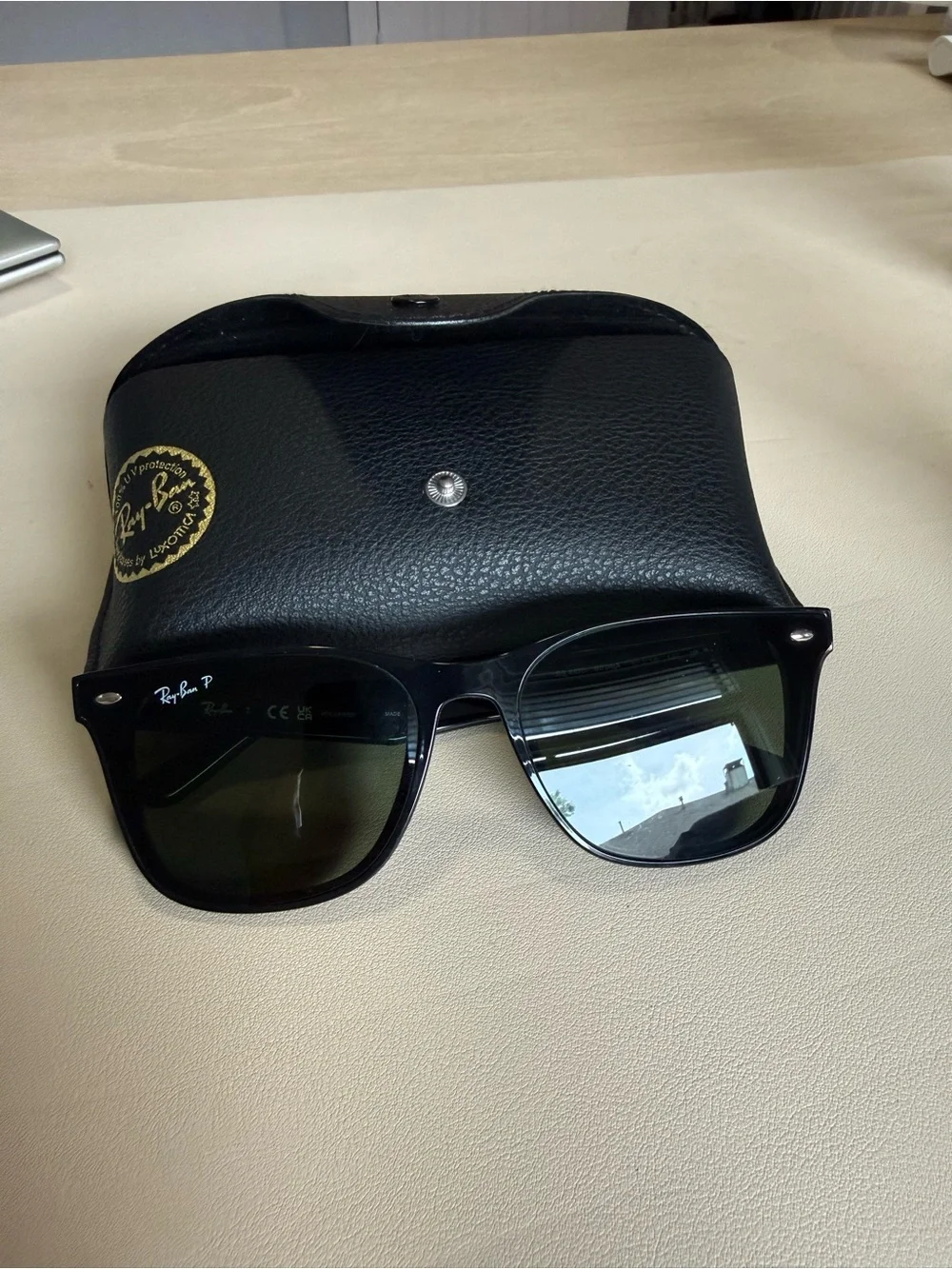 Ray-Ban Black Frame Sunglasses with Black Case
